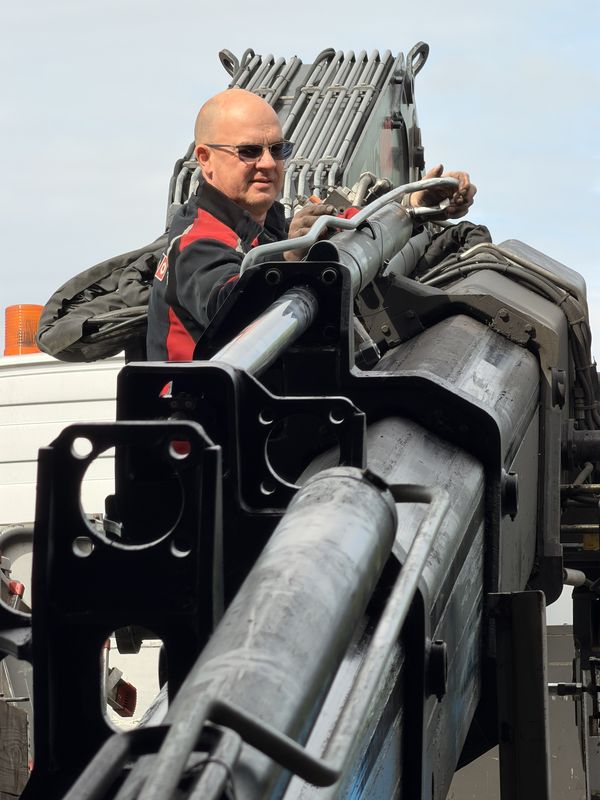 Wiebeck Hydraulik – Wartung eines Autokrans